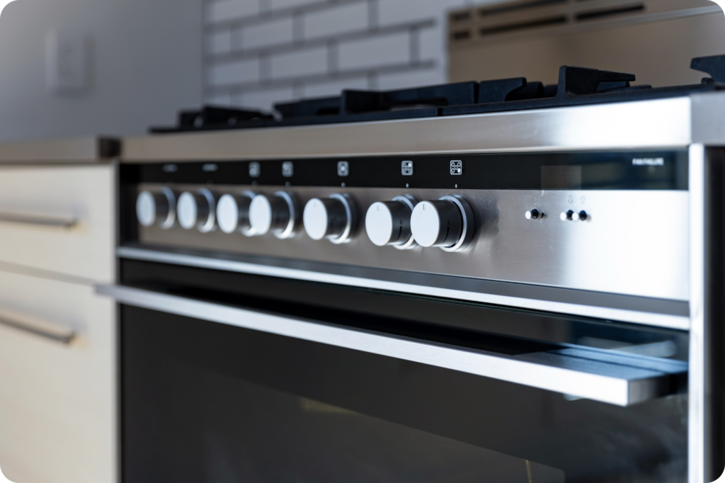 Main Floor oven rounded corners